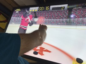 Virtuální hokejový střelec na bránu pro děti